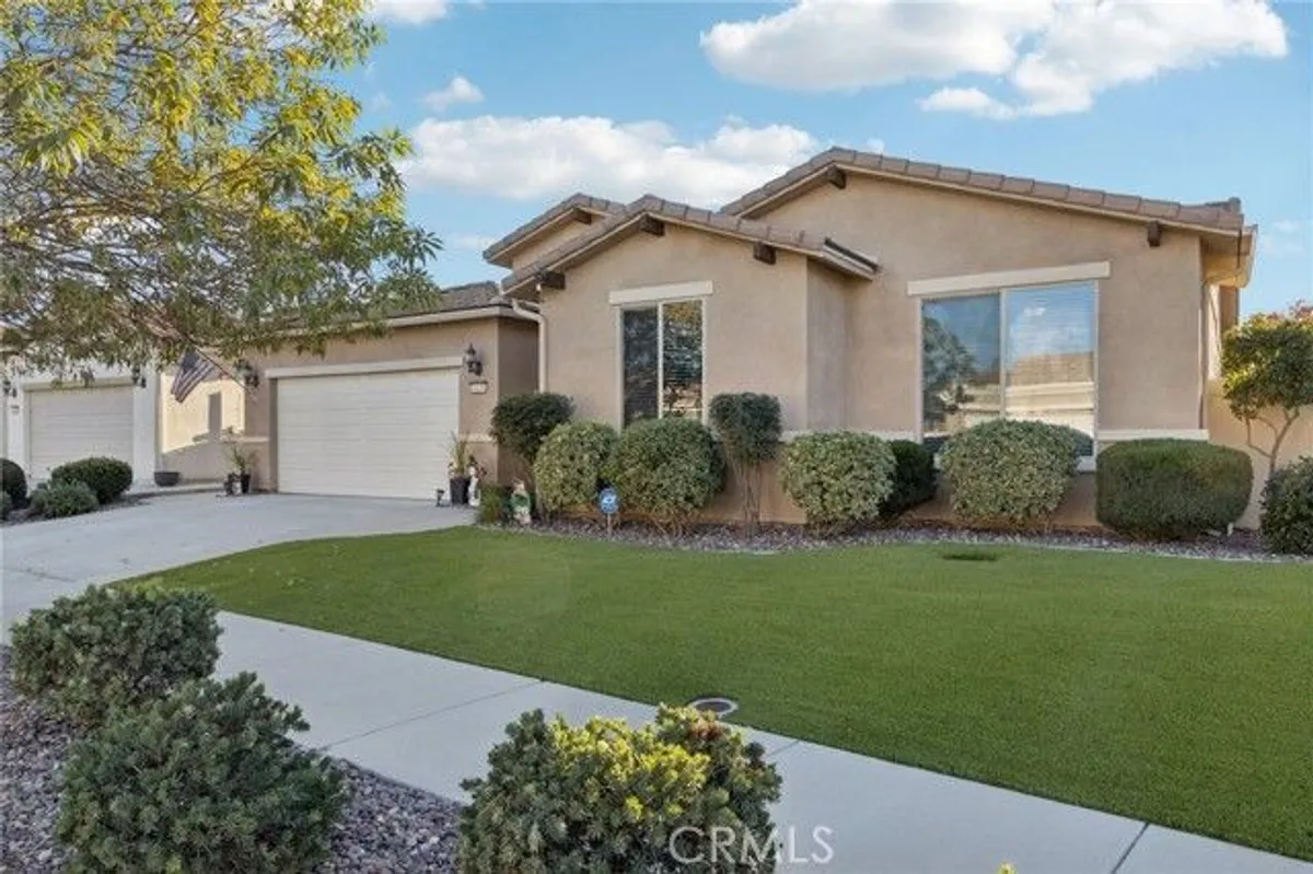 Property Slideshow image 1 of 75 | 1639 via simpatico, Hemet, CA, 92545