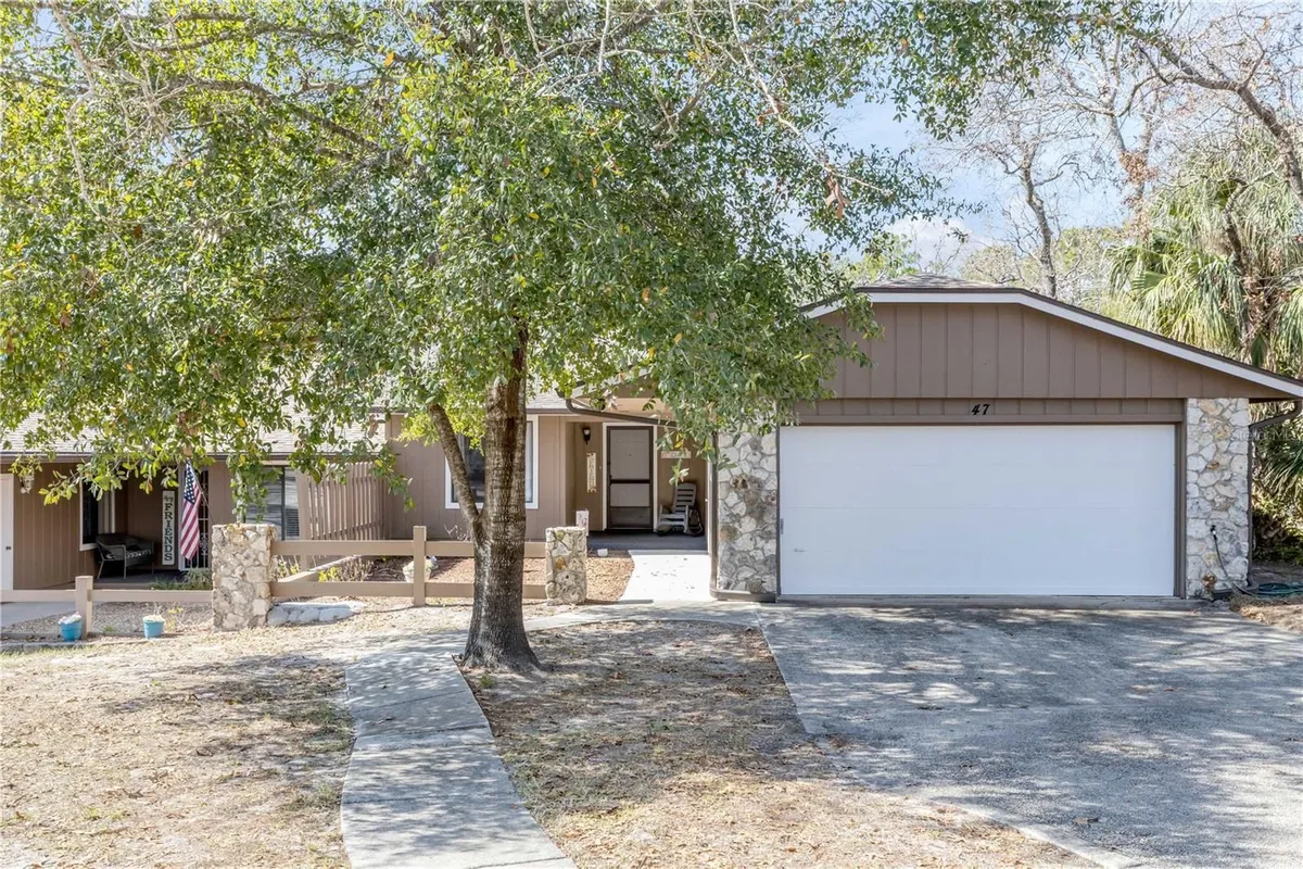 Property Slideshow image 1 of 41 | 47 crooked pine rd, Port Orange, FL, 32128