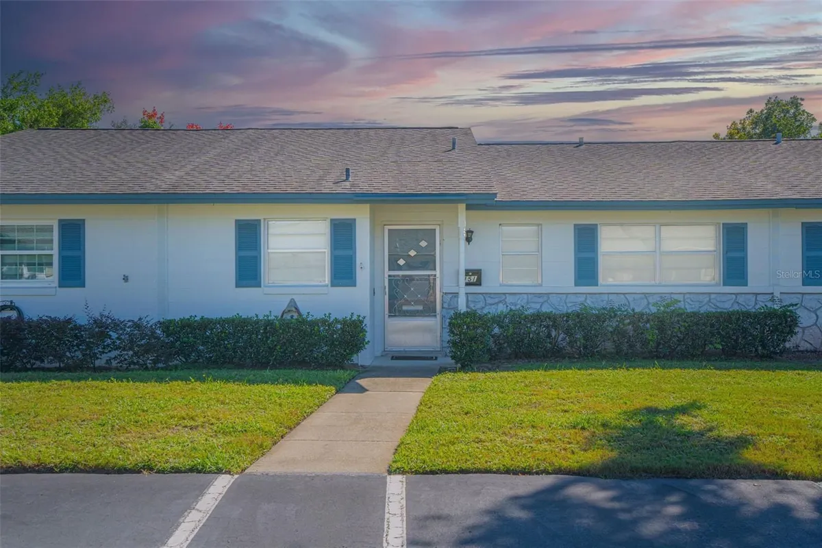 Property Slideshow image 1 of 18 | 151 n hill ave # 100, Deland, FL, 32724