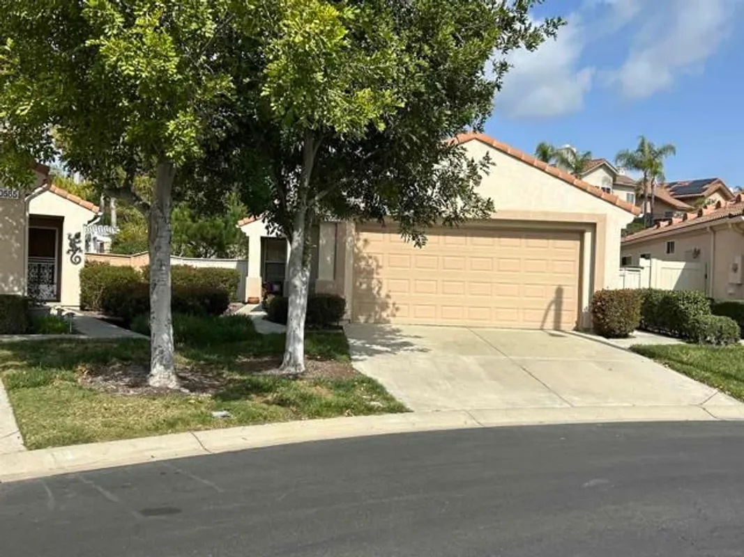 Property Slideshow image 1 of 25 | 40581 corte albara, Murrieta, CA, 92562