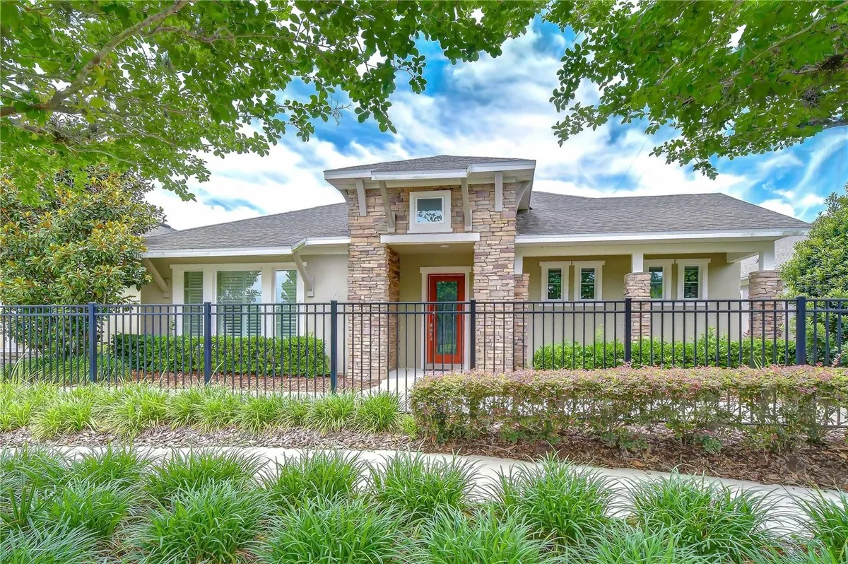 Property Slideshow image 1 of 39 | 6005 sparrowhead way, Lithia, FL, 33547