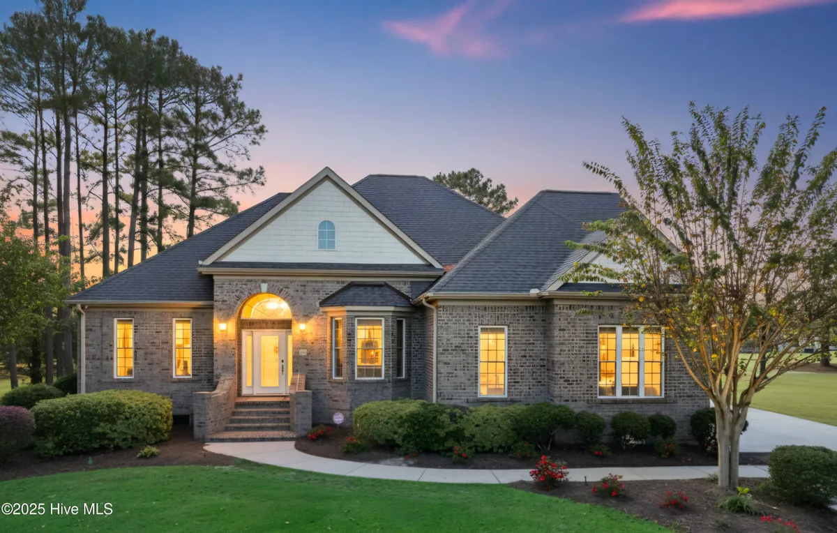 Property Slideshow image 1 of 71 | 433 crow creek dr, Calabash, NC, 28467