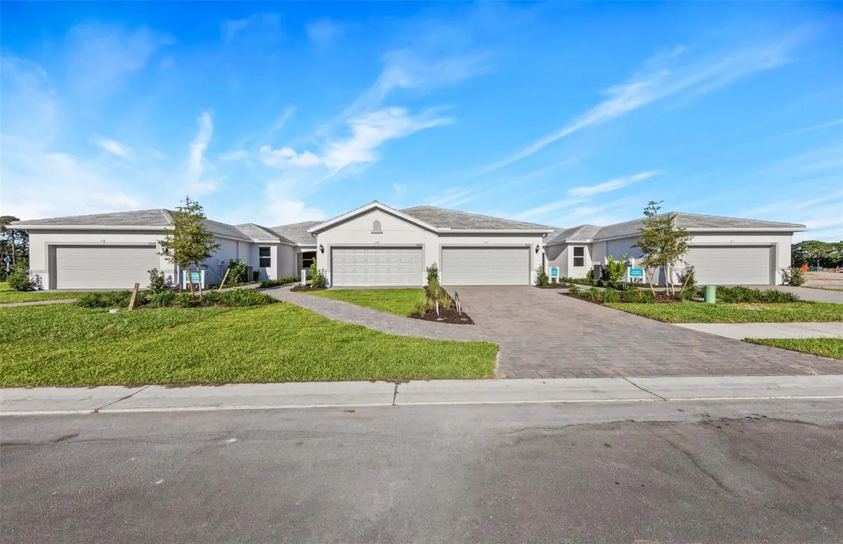 Property Slideshow image 1 of 23 | 29060 coral harbour dr, Englewood, FL, 34223