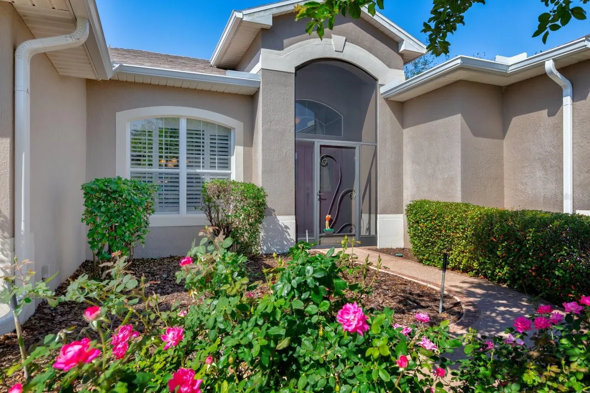 Property Slideshow image 1 of 19 | 27300 pine straw rd, Leesburg, FL, 34748