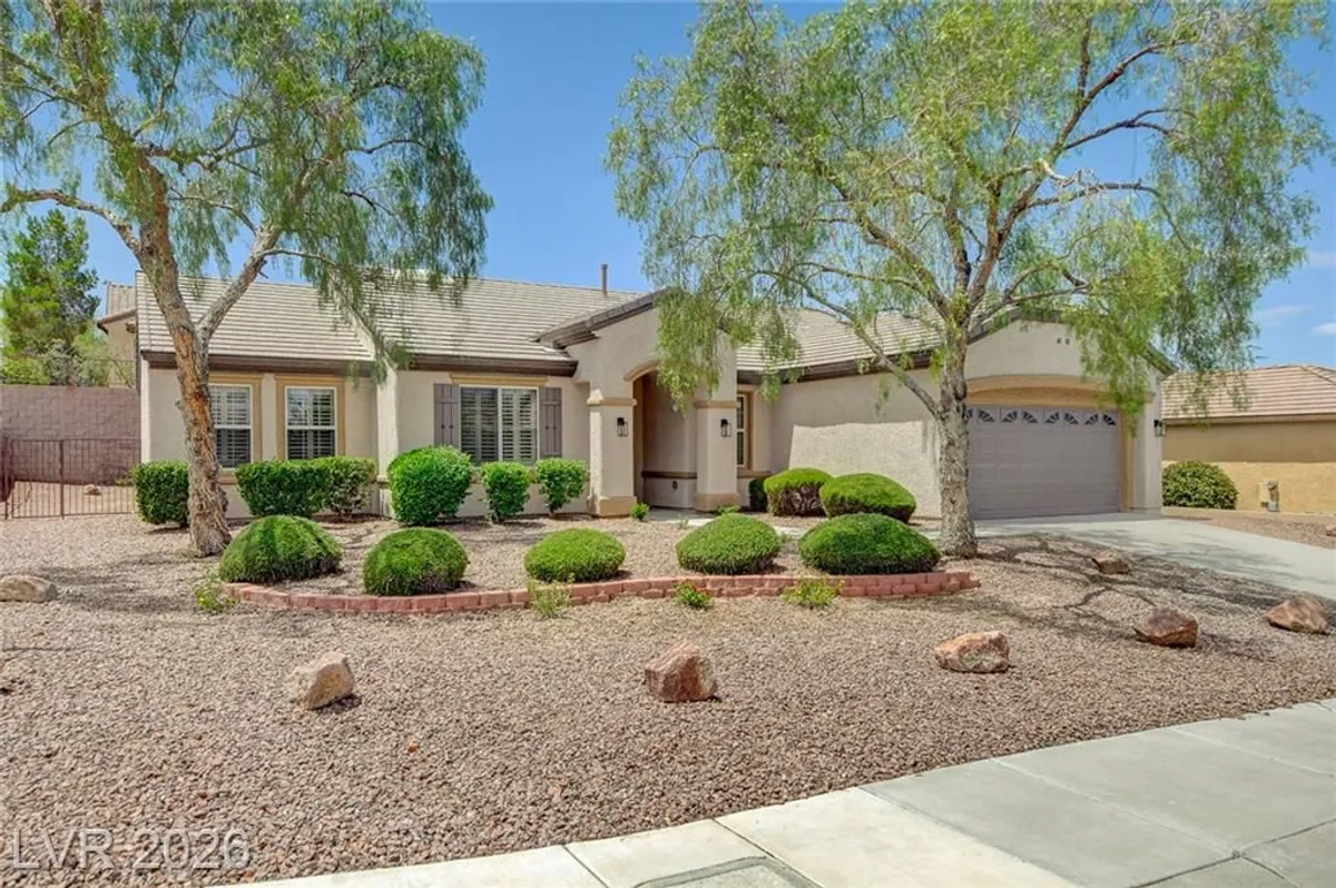 Property Slideshow image 1 of 94 | 2741 hartwick pines drive ave, Henderson, NV, 89052