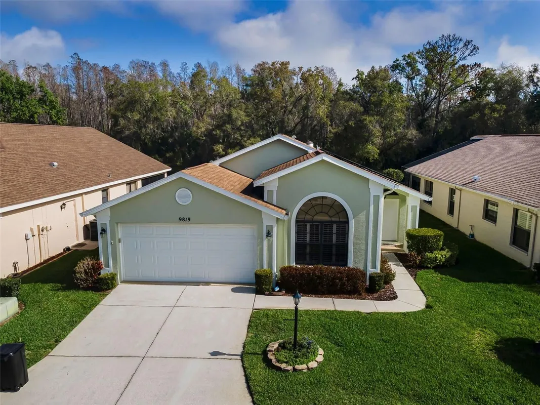 Property Slideshow image 1 of 78 | 9819 conservation dr, New Port Richey, FL, 34655