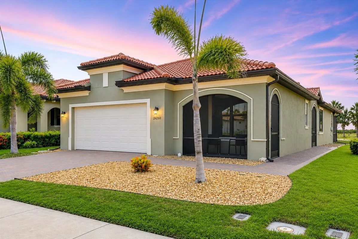 Property Slideshow image 1 of 23 | 24260 spartina dr, Venice, FL, 34293