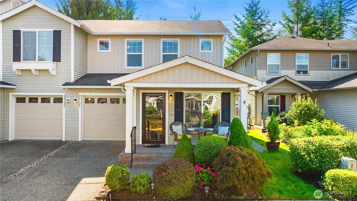 Property Slideshow image 1 of 31 | 24129 ne 112th ln # 151, Redmond, WA, 98053
