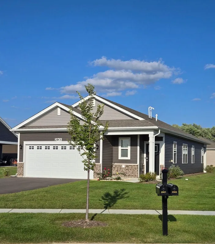 Property Slideshow image 1 of 14 | 2901 harnish dr, Algonquin, IL, 60102