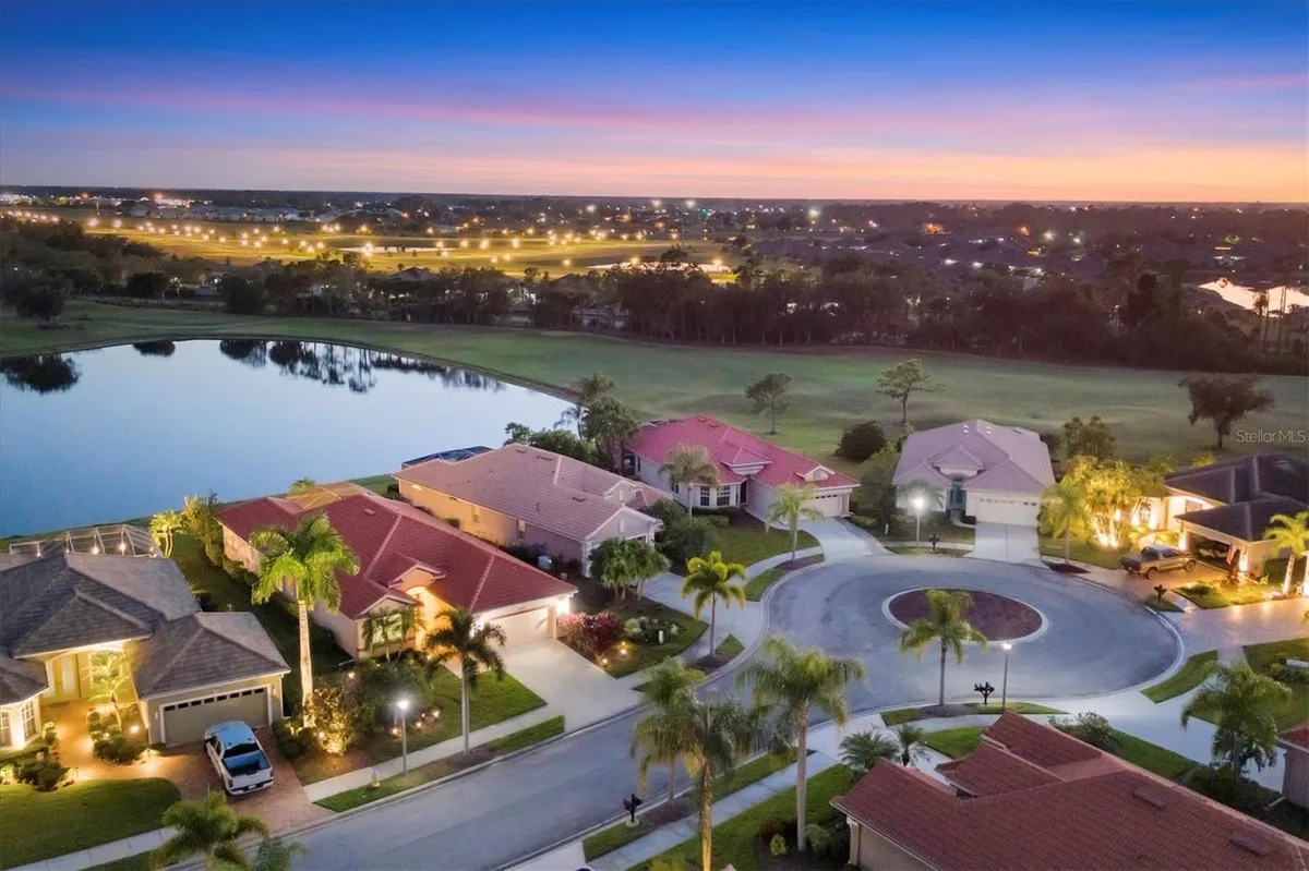 Property Slideshow image 1 of 36 | 5733 white jasmine way, North Port, FL, 34287