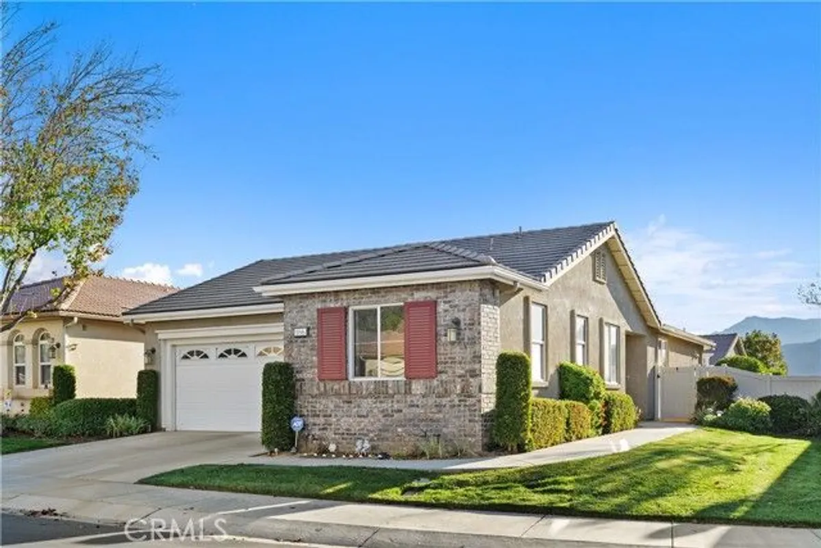 Property Slideshow image 1 of 38 | 186 canary crk, Beaumont, CA, 92223