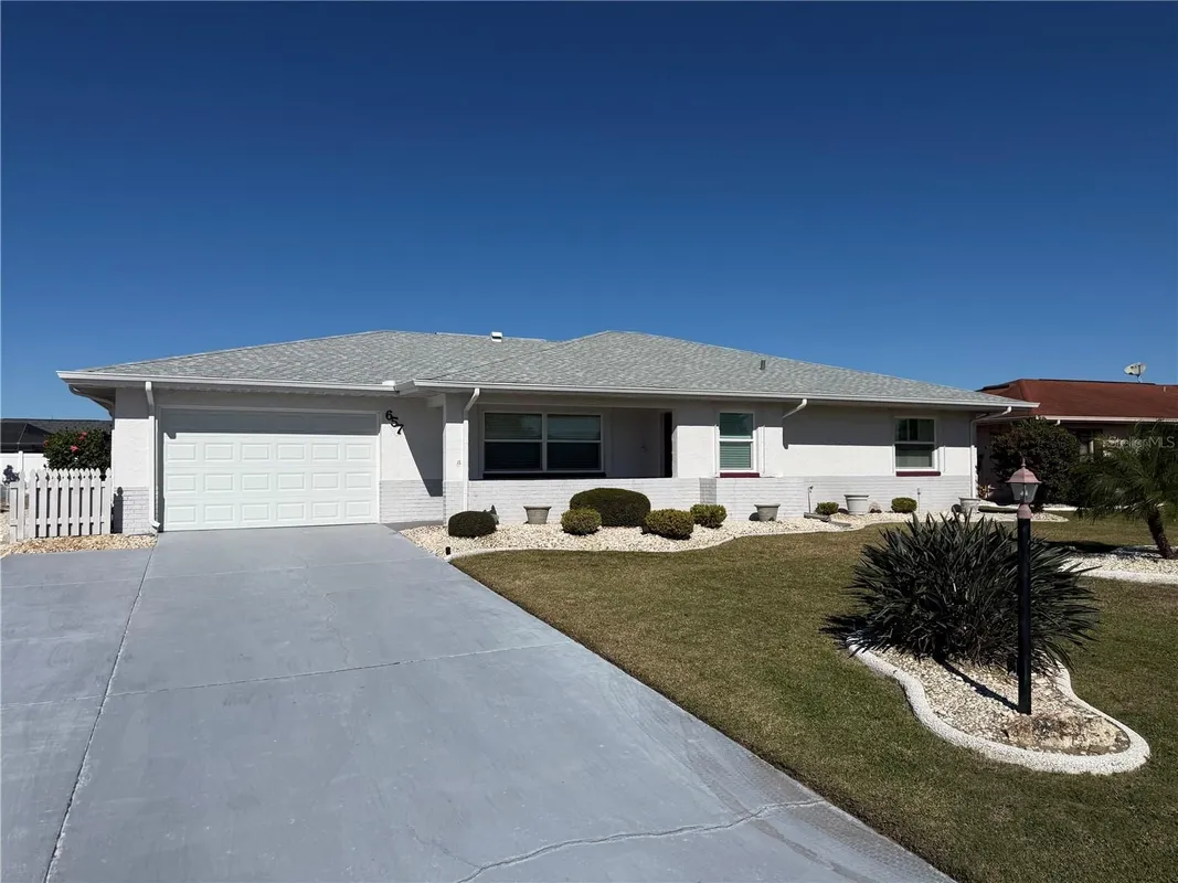 Property Slideshow image 1 of 27 | 657 fort duquesna dr, Sun City Center, FL, 33573