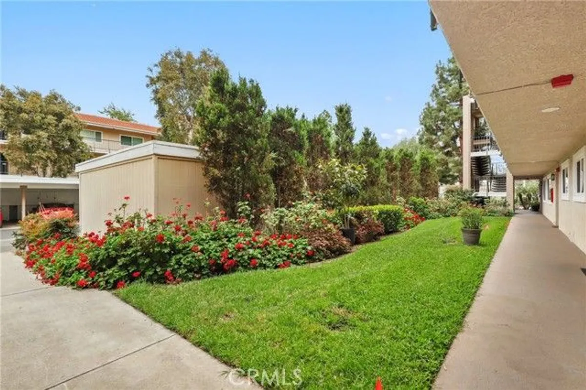 Property Slideshow image 1 of 30 | 3366 punta alta 1c, Laguna Woods, CA, 92637