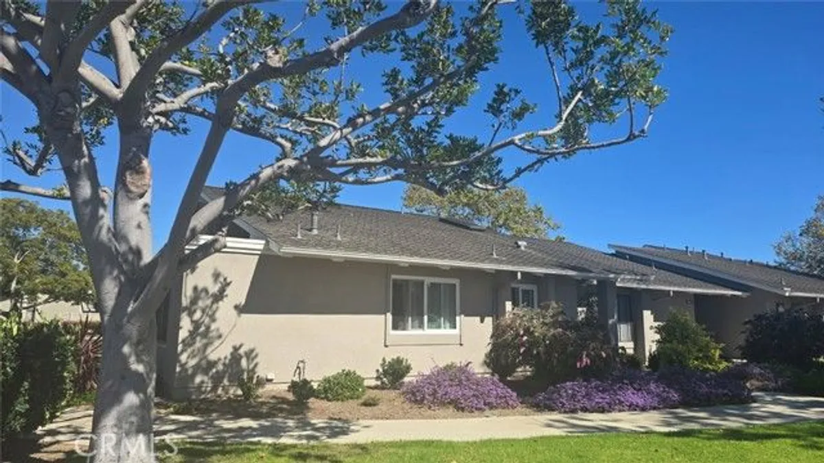 Property Slideshow image 1 of 1 | 8566 trinity cir 816d, Huntington Beach, CA, 92646