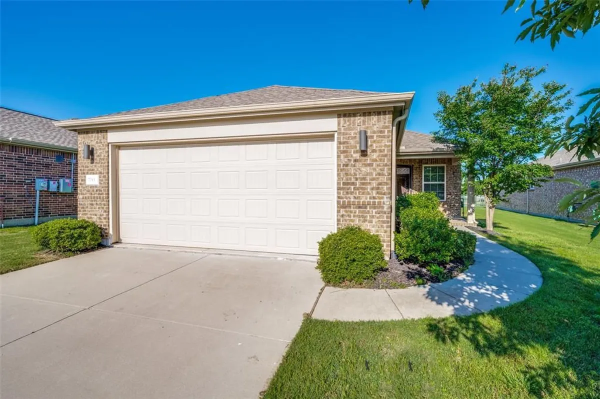 Property Slideshow image 1 of 27 | 7793 gulf walk rd, Frisco, TX, 75036