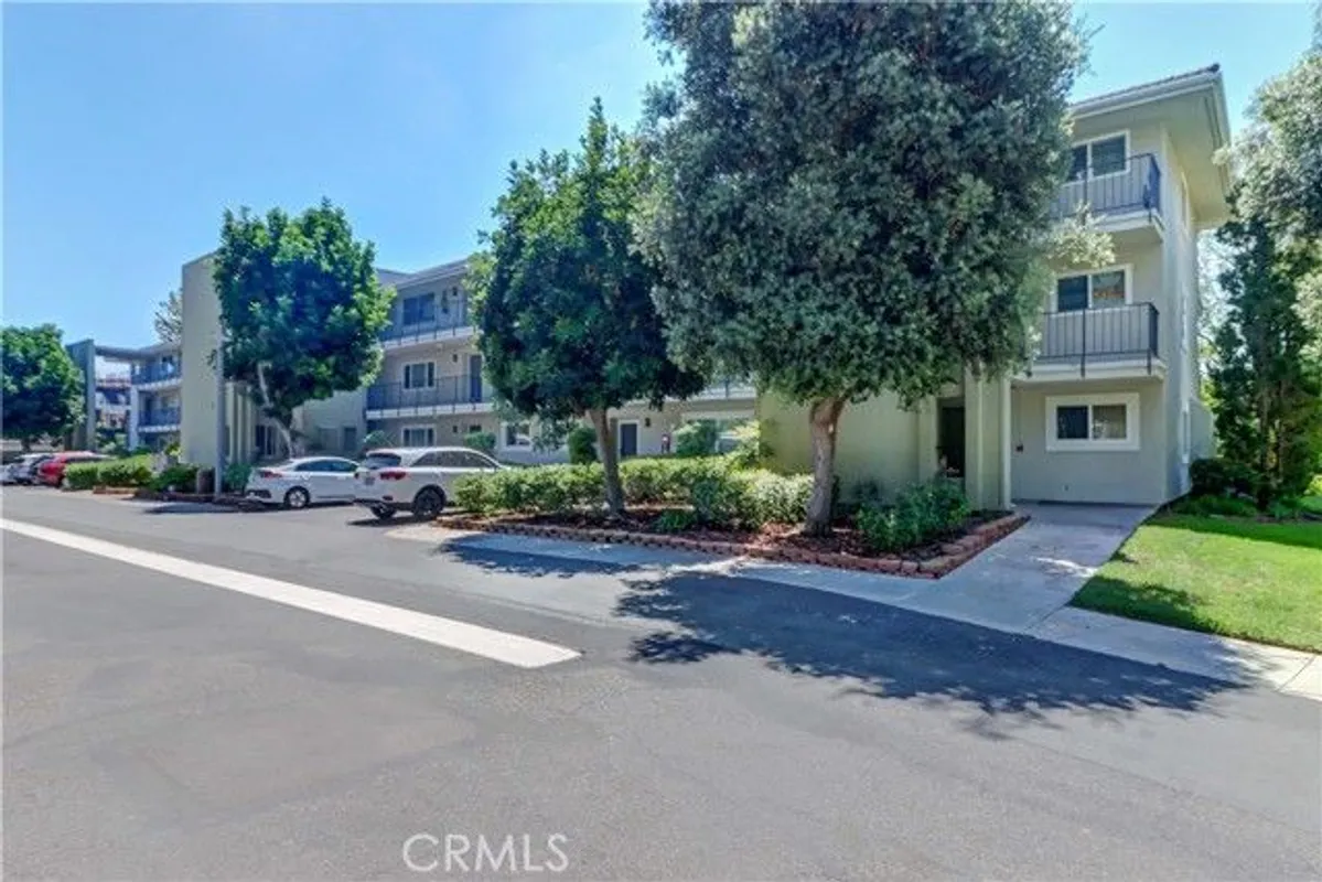 Property Slideshow image 1 of 49 | 3338 punta alta 2d, Laguna Woods, CA, 92637