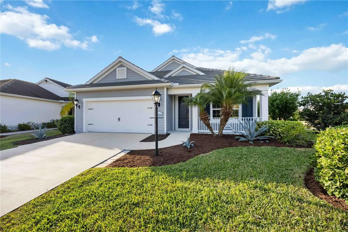 Property Slideshow image 1 of 45 | 1647 still river dr, Venice, FL, 34293