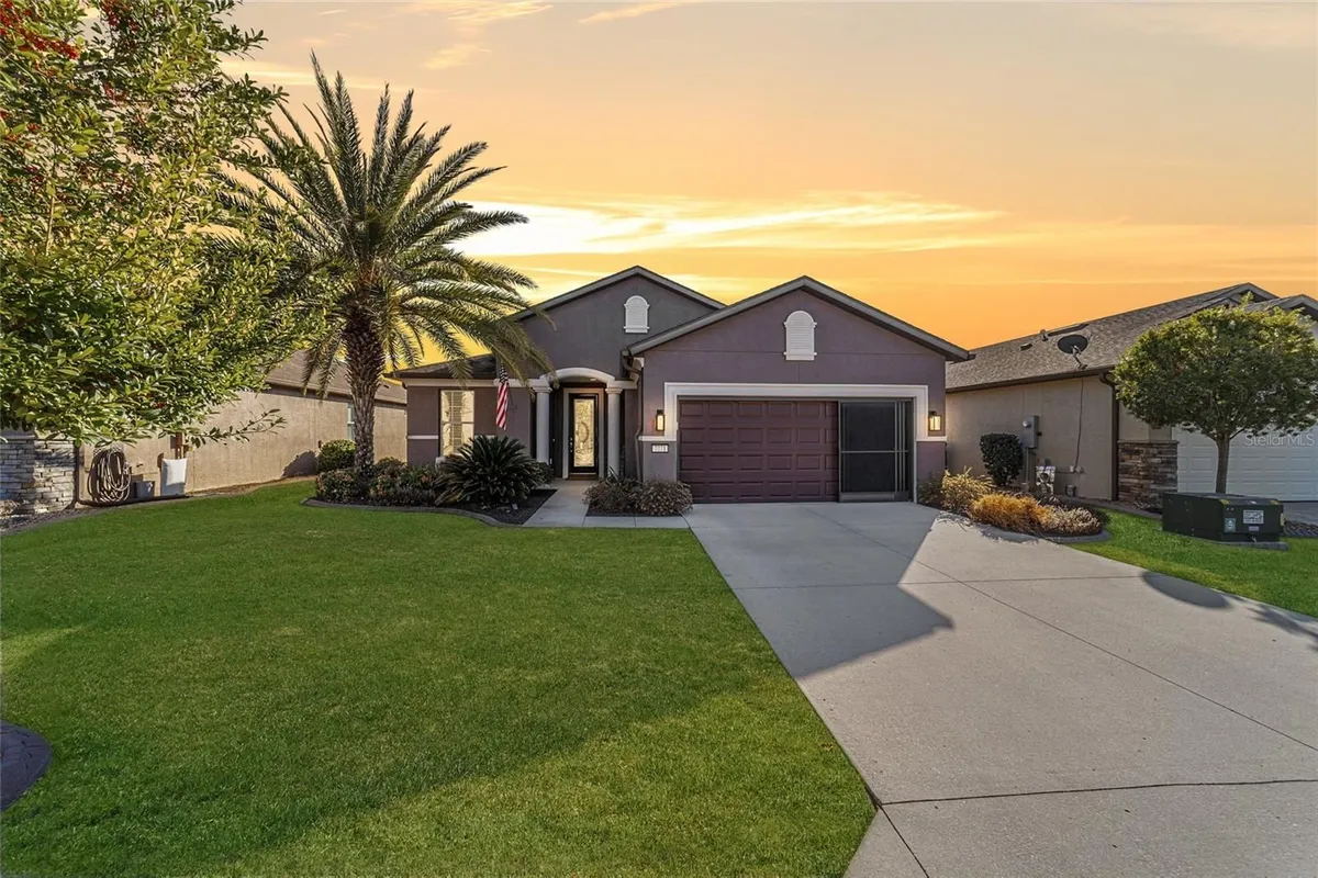 Property Slideshow image 1 of 68 | 7771 sw 97th cir, Ocala, FL, 34481