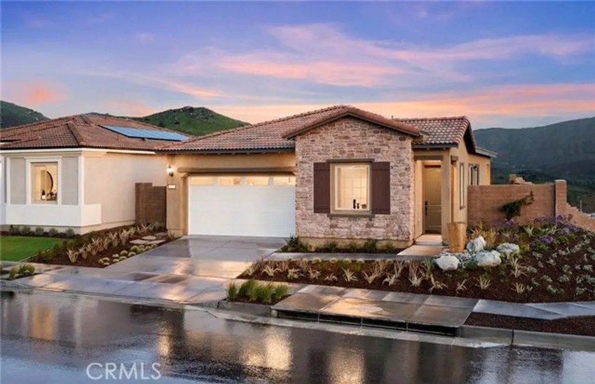 Property Slideshow image 1 of 10 | 11893 hillsong dr, Corona, CA, 92883