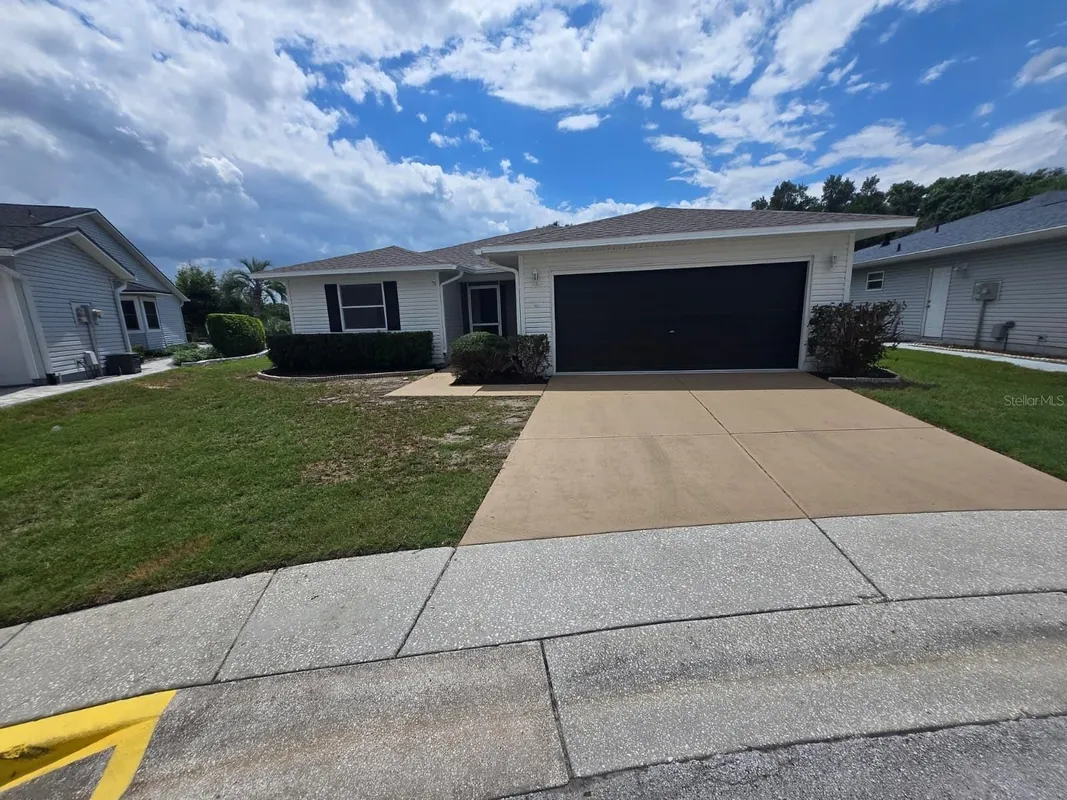 Property Slideshow image 1 of 21 | 3448 glen abbey ln, Lakeland, FL, 33810