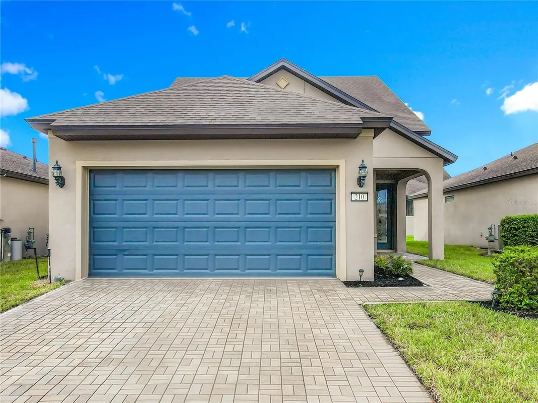 Property Slideshow image 1 of 60 | 210 tomelloso way, Davenport, FL, 33837