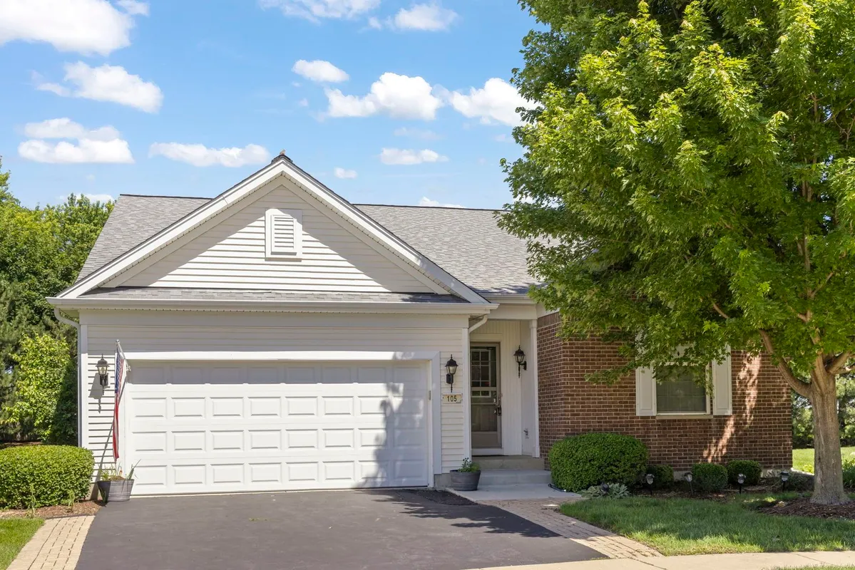 Property Slideshow image 1 of 35 | 105 national ct, Shorewood, IL, 60404
