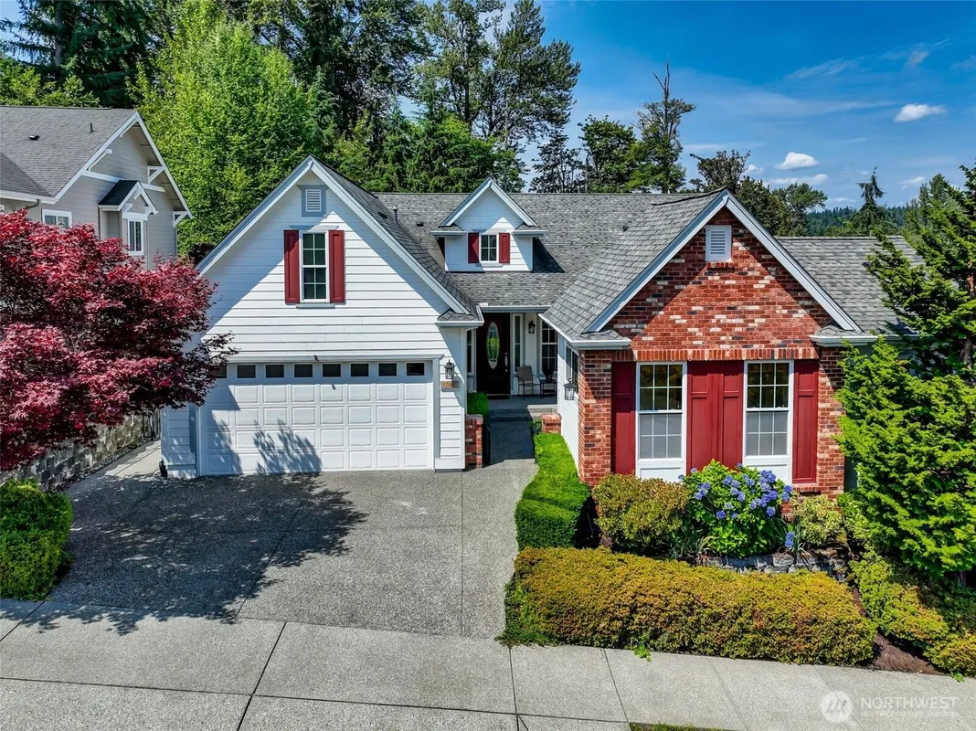 Property Slideshow image 1 of 36 | 12441 adair creek way, Redmond, WA, 98053