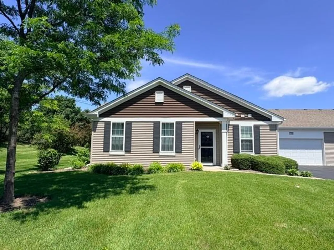 Property Slideshow image 1 of 2 | 1598 hannah ln 1598, Pingree Grove, IL, 60140