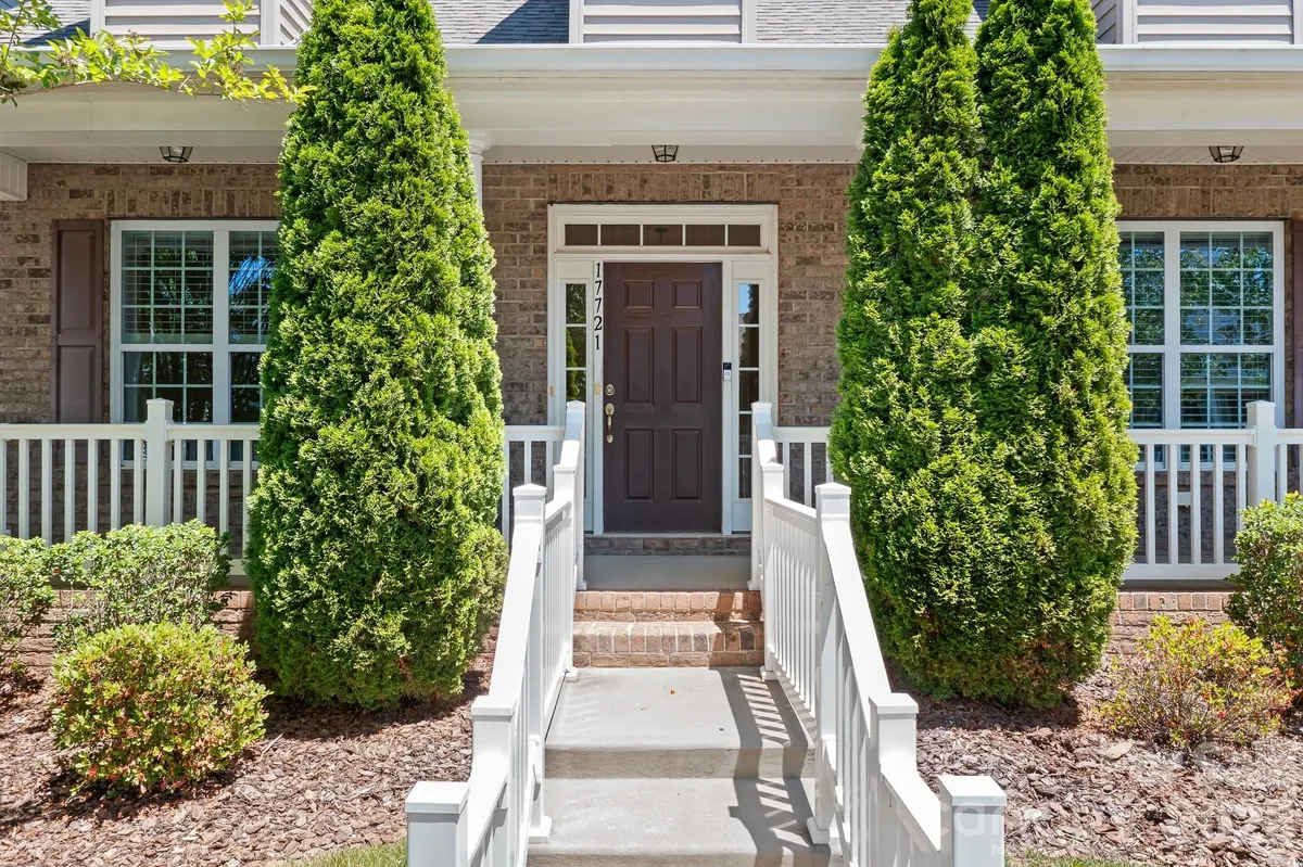 Property Slideshow image 1 of 45 | 17721 morehampton ave, Cornelius, NC, 28031