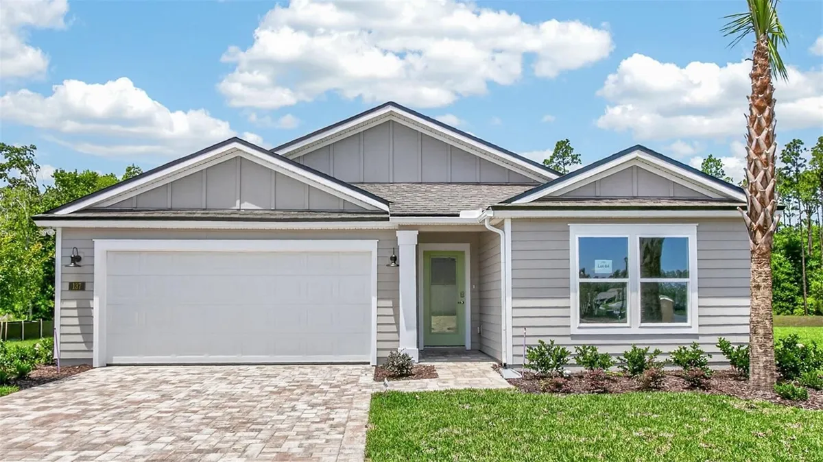 Property Slideshow image 1 of 60 | 137 greenwood dr, Palm Coast, FL, 32137