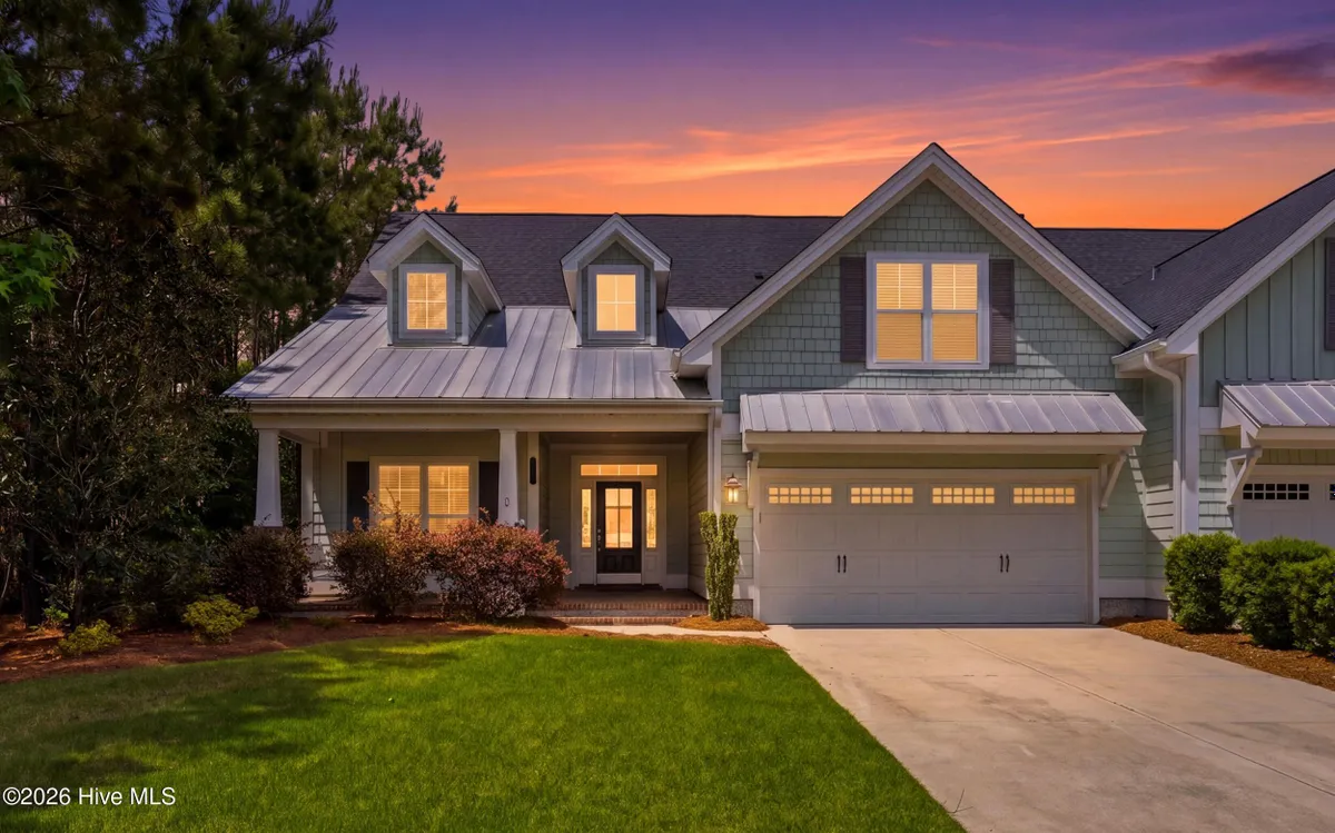 Property Slideshow image 1 of 58 | 5521 mt pleasant cir, Leland, NC, 28451