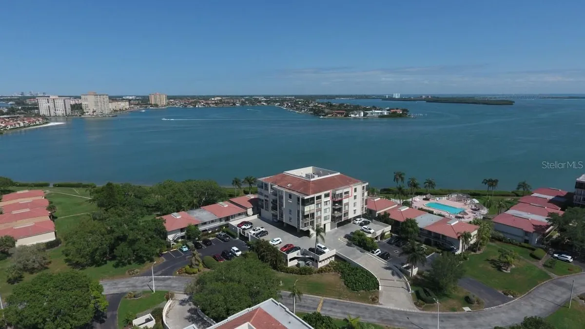 Property Slideshow image 1 of 14 | 6218 palma del mar blvd s apt 603, St Petersburg, FL, 33715