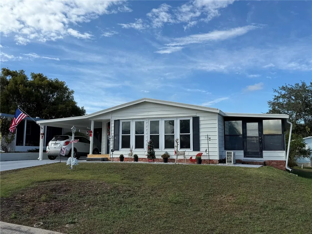 Property Slideshow image 1 of 38 | 1612 cog hill dr, Lady Lake, FL, 32159