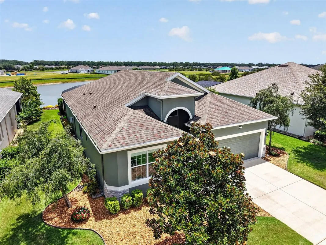 Property Slideshow image 1 of 44 | 8716 bridgeport bay cir, Mount Dora, FL, 32757