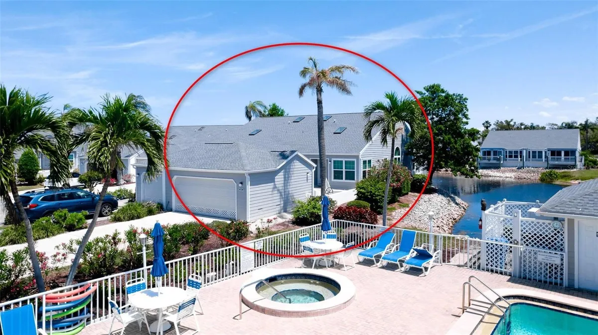 Property Slideshow image 1 of 46 | 1011 ibis ct, Bradenton, FL, 34209