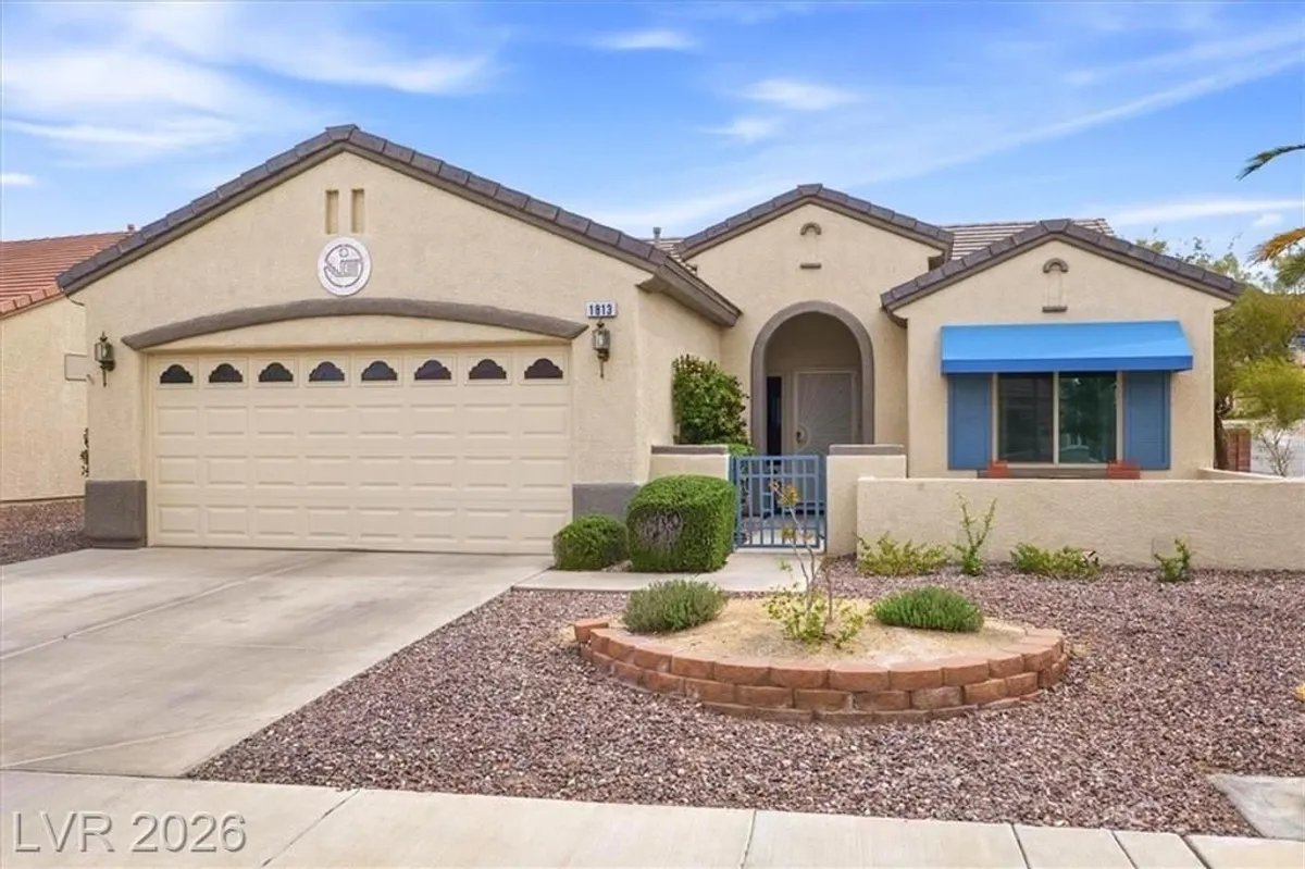 Property Slideshow image 1 of 39 | 1813 eagle village ave, Henderson, NV, 89012