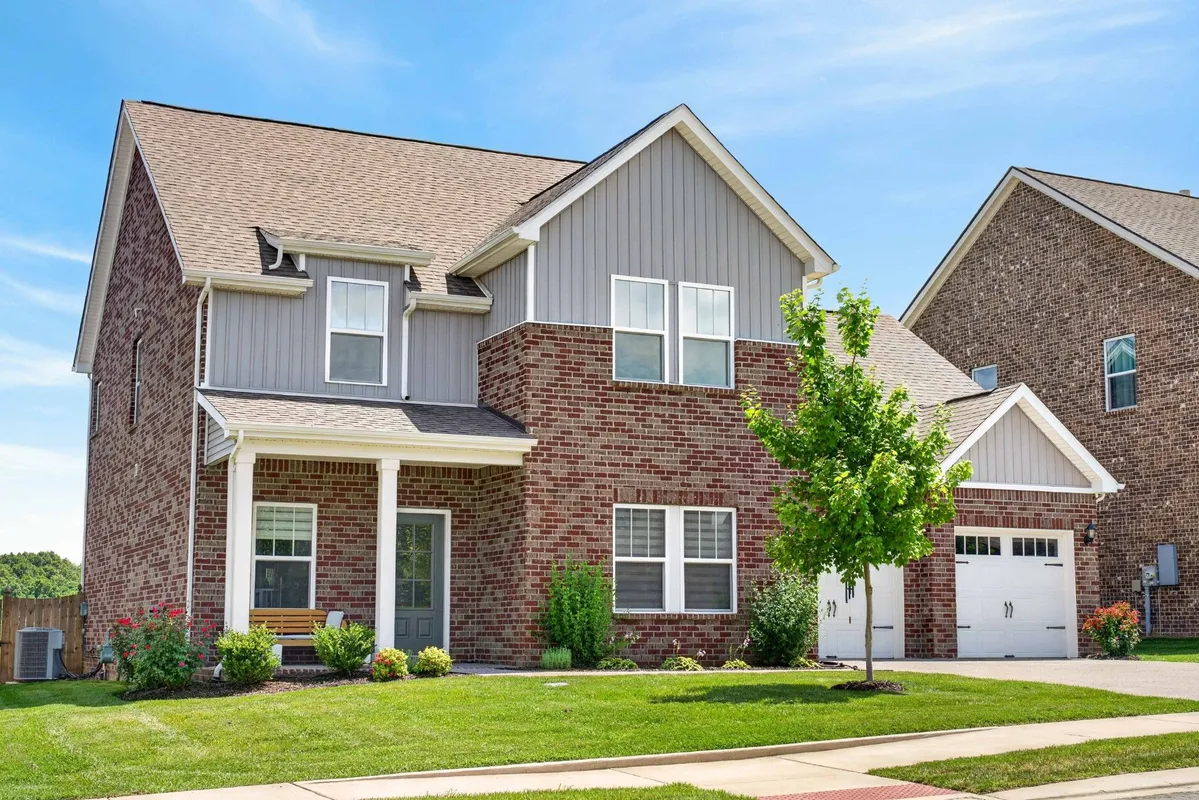 Property Slideshow image 1 of 78 | 729 pebble creek ln, Lebanon, TN, 37090