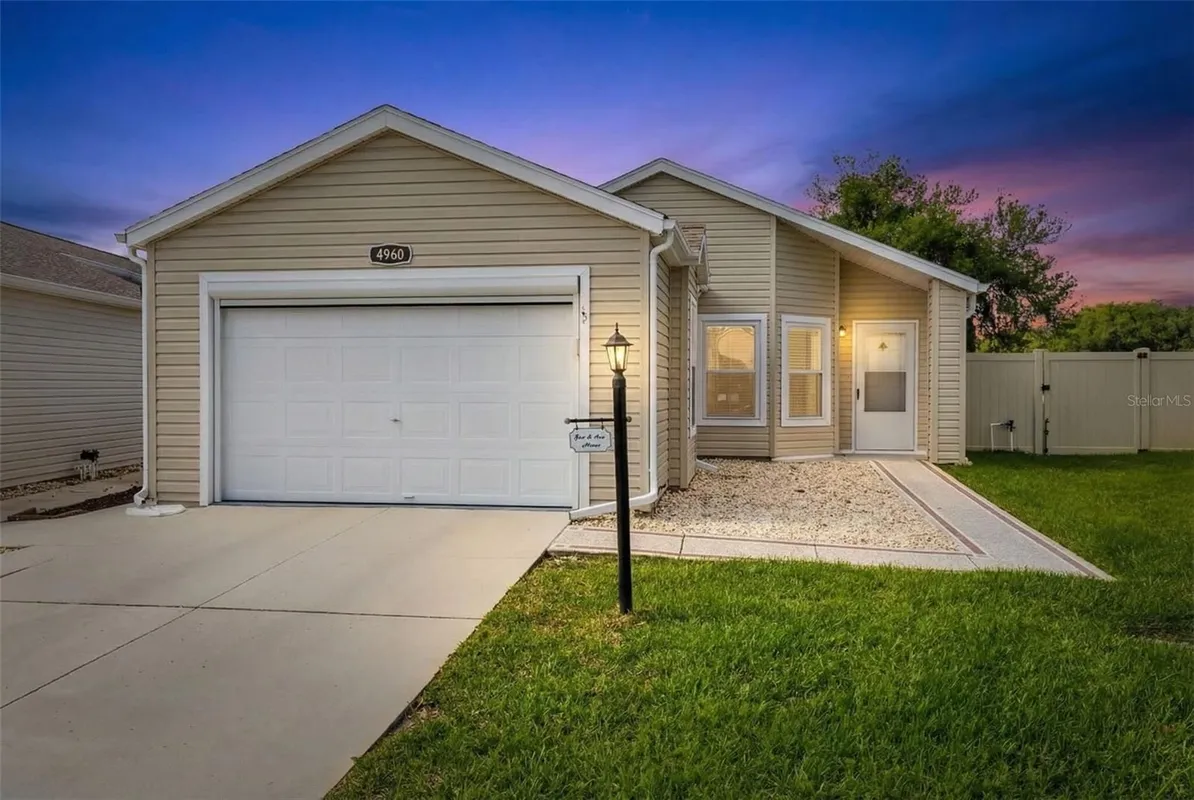 Property Slideshow image 1 of 46 | 4960 heron run cir, Leesburg, FL, 34748