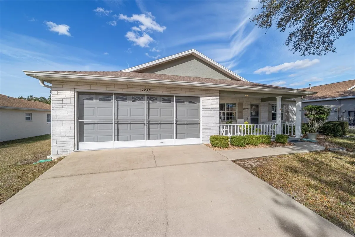 Property Slideshow image 1 of 44 | 9749 sw 97th st, Ocala, FL, 34481