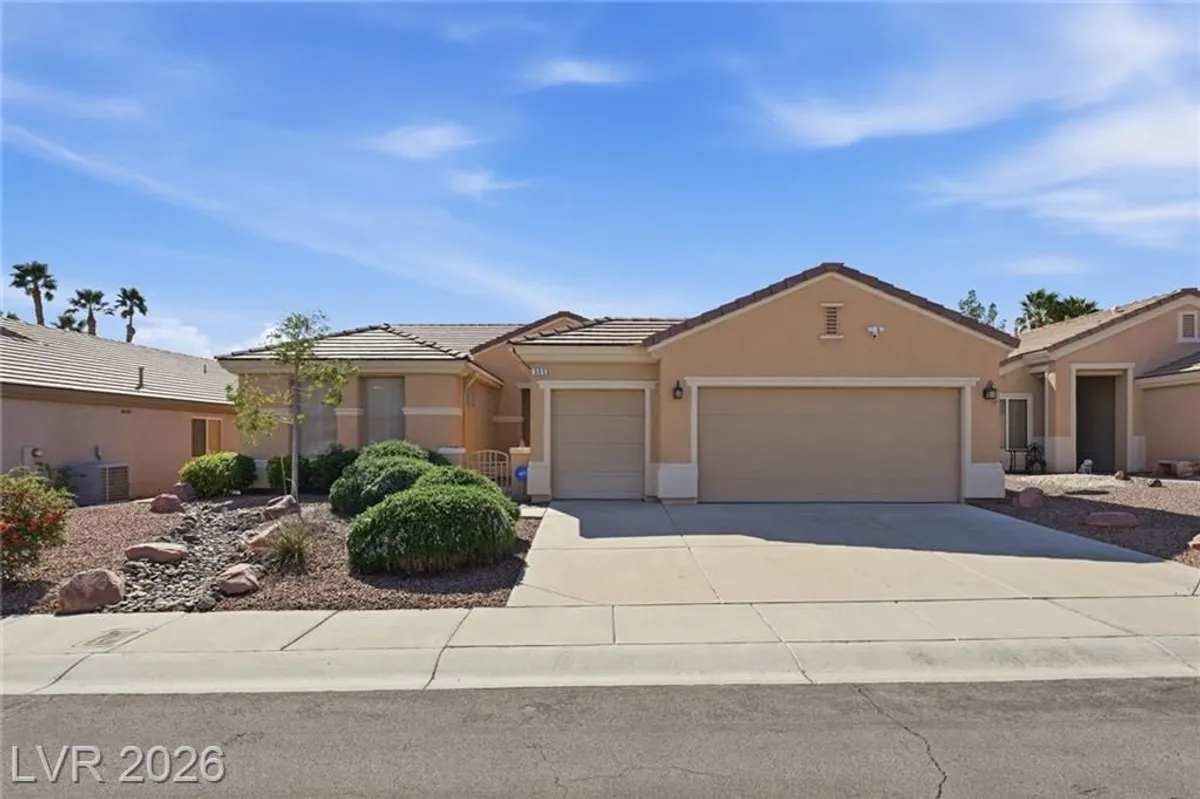 Property Slideshow image 1 of 57 | 505 edgefield ridge pl, Henderson, NV, 89012