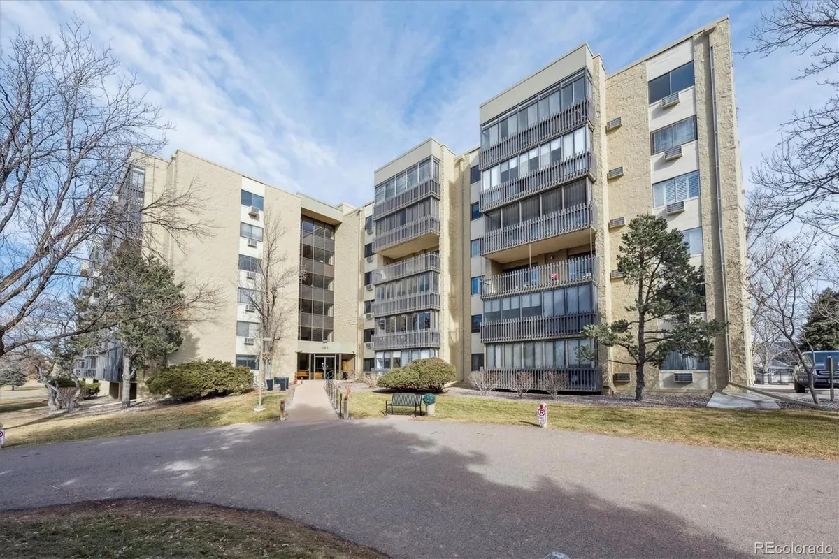 Property Slideshow image 1 of 9 | 13691 e marina dr 303, Aurora, CO, 80014