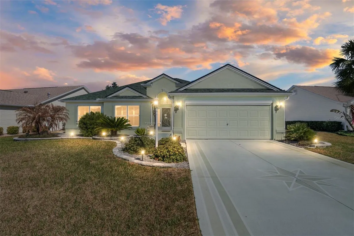 Property Slideshow image 1 of 34 | 3089 burbank ln, The Villages, FL, 32162