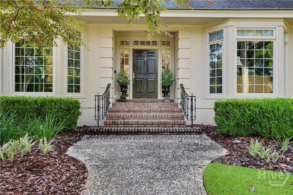 Property Slideshow image 1 of 61 | 62 islanders retreat, Savannah, GA, 31411