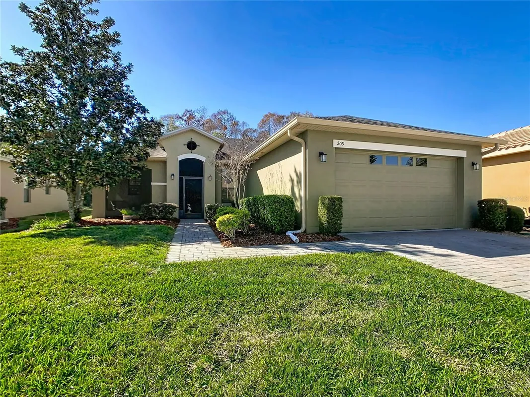 Property Slideshow image 1 of 46 | 209 los gatos pl, Poinciana, FL, 34759