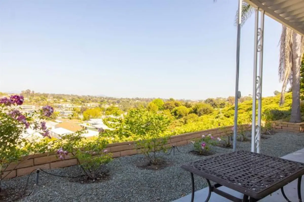 Property Slideshow image 1 of 44 | 444 n el camino real spc 110, Encinitas, CA, 92024