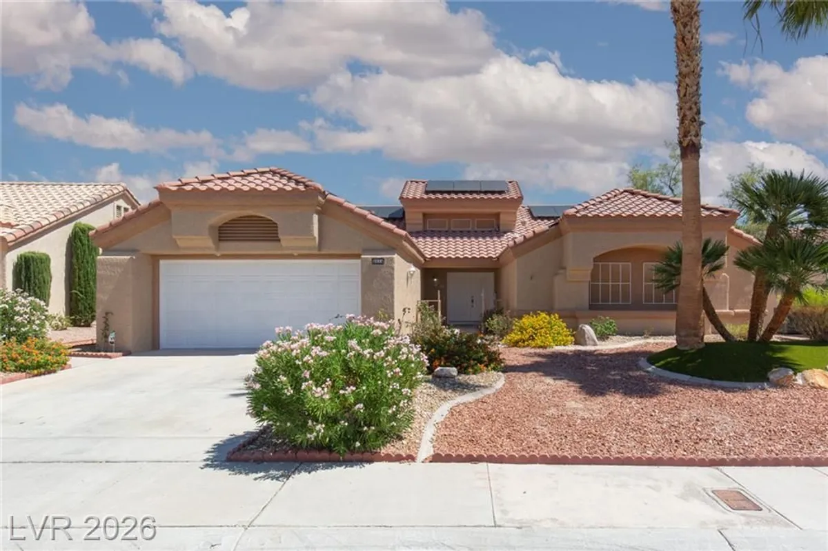 Property Slideshow image 1 of 97 | 8604 linderwood dr, Las Vegas, NV, 89134