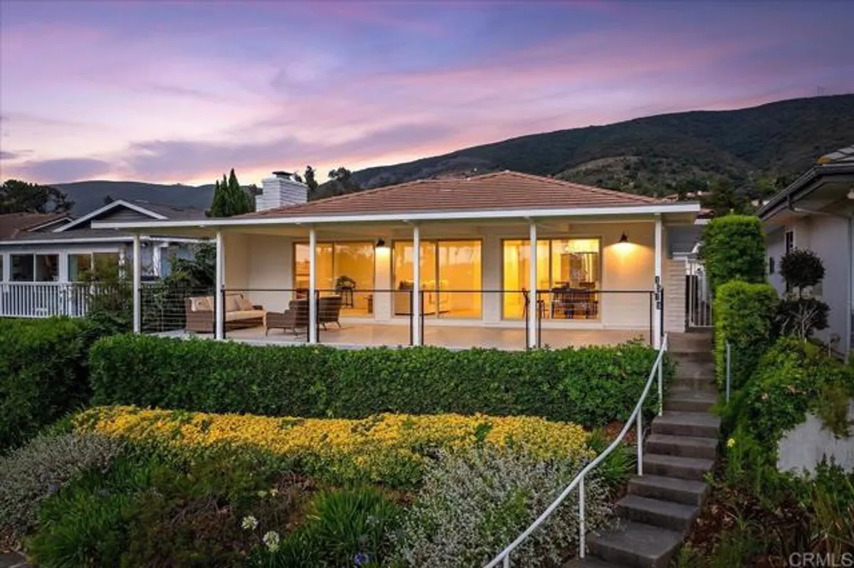 Property Slideshow image 1 of 55 | 1515 san pablo dr, San Marcos, CA, 92078