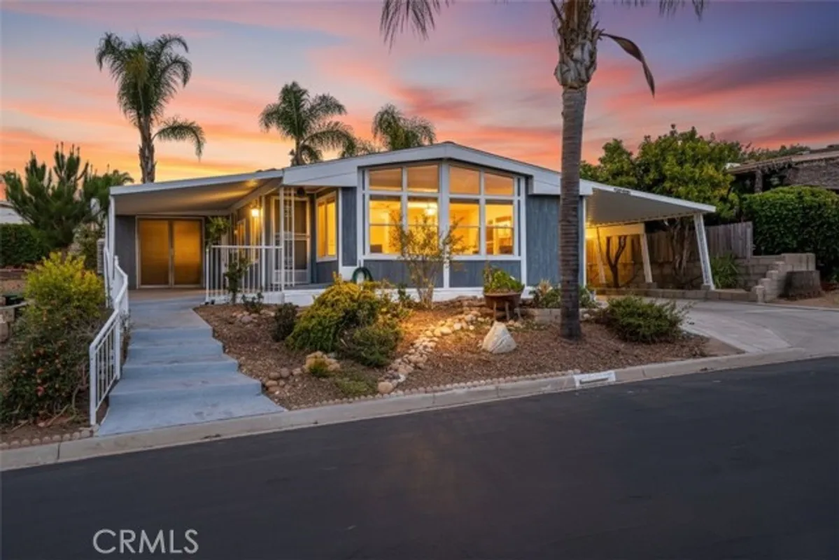 Property Slideshow image 1 of 50 | 38200 via del largo, Murrieta, CA, 92563