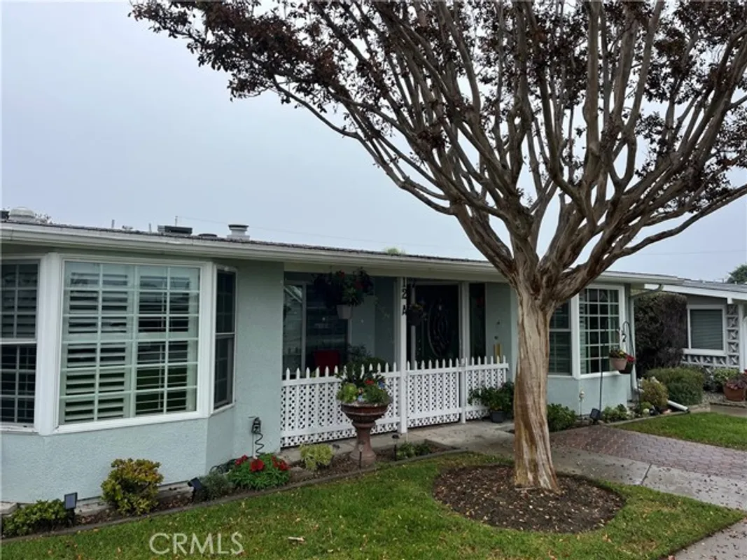 Property Slideshow image 1 of 9 | 13781 el dorado dr apt 12a, Seal Beach, CA, 90740