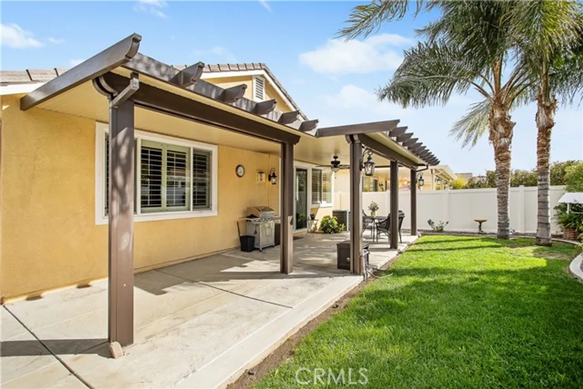 Property Slideshow image 1 of 40 | 30283 moon star cir, Menifee, CA, 92584